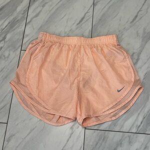 Nike Athletic Peach Pink Shorts Size M